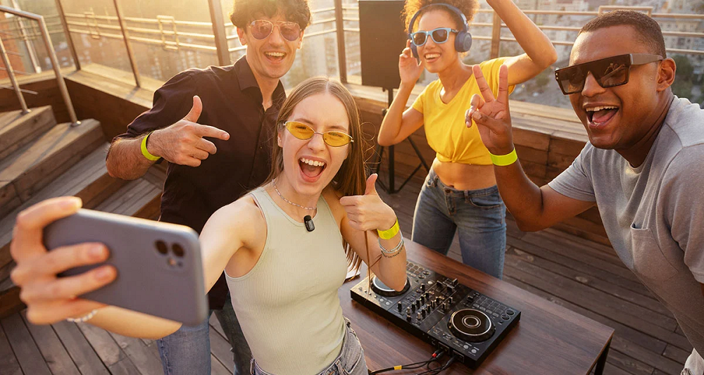 BOYA mini 2 strong and light AI noise cancellation modes