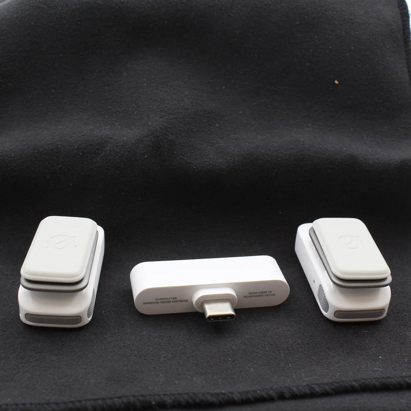 RODE Ultra Compact Dual Wireless Collar Mic For TikTok Facebook YouTube Podcast Studio Indoor outdoor recording and Road Shows