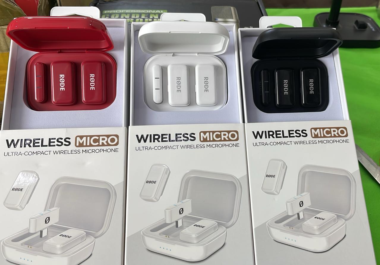RODE Ultra Compact Dual Wireless Collar Mic For TikTok Facebook YouTube Podcast Studio Indoor outdoor recording and Road Shows